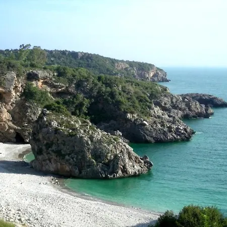 Katikies Manis Апартаменты *