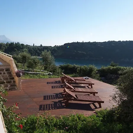 Katikies Manis Апартаменты