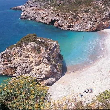 Daire Katikies Manis *