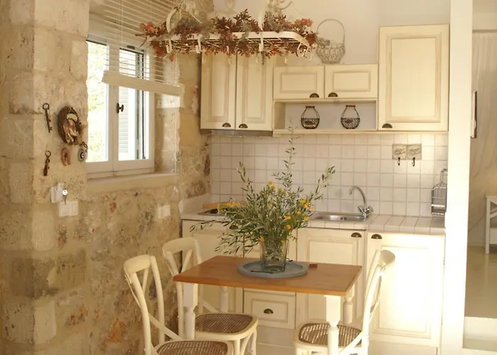 Lägenhet Katikies Manis